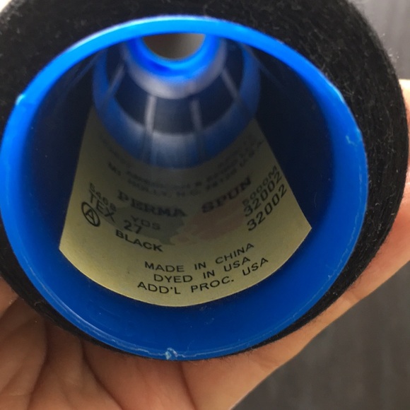 Serger threads lot cones spools cream white - Picture 7 of 9